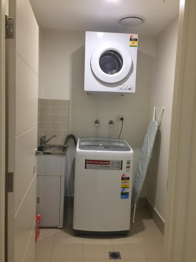 2 Bedroom High Rise Apartment Audley المظهر الخارجي الصورة